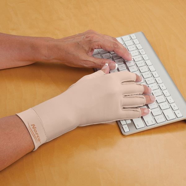 Norco Tipless Compression Glove