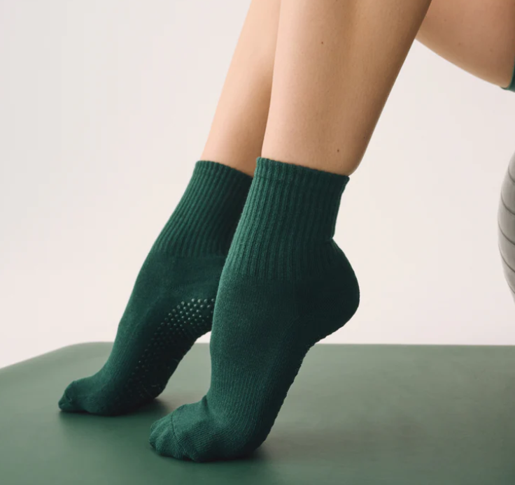 MoveActive Crew Non Slip Grip Socks